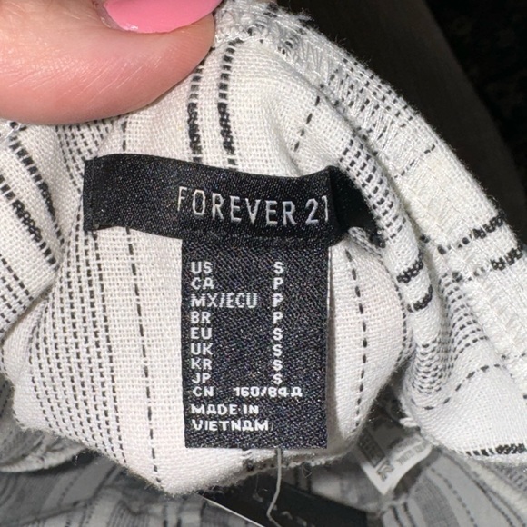 NWT Forever 21 button down mini dress. - Picture 4 of 6